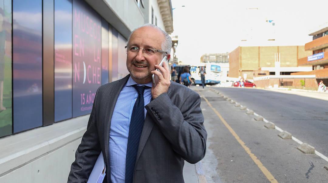 Da Silveira: Se brinda a los niños una copa de leche sin alimento sólido porque dar el acompañamiento implica un esfuerzo logístico complejo