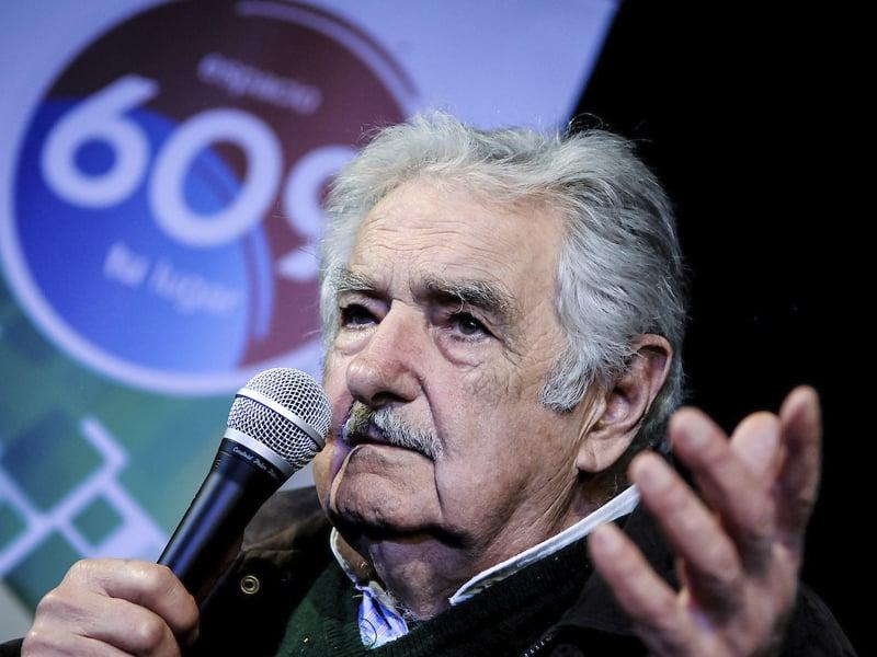 Las medidas restrictivas que aconsejaba la ciencia para disminuir el contagio no resultarían simpáticas para mucha de nuestra gente