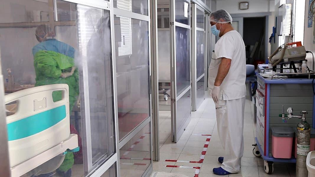 Uruguay superó los mil muertos por Covid-19 y por primera vez todo el país se encuentra en zona roja