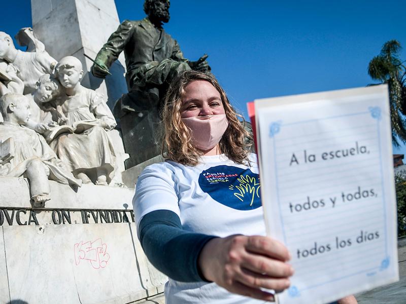 "Nos parece muy importante retomar la obligatoriedad de la asistencia a clases."