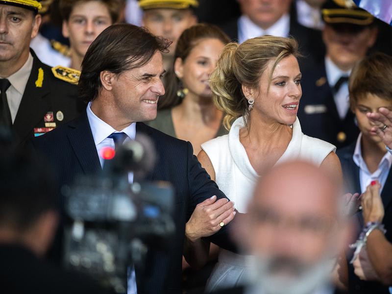 Presidencia violó la normativa al costear viaje de Ponce de León a Catar de casi 12 mil dólares