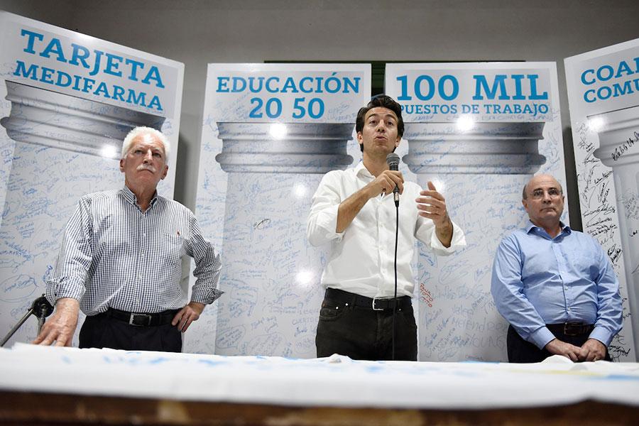 "Ni siquiera soy candidato y ya estoy marcando en las encuestas tanto o más que los candidatos de mi partido", dijo Sartori