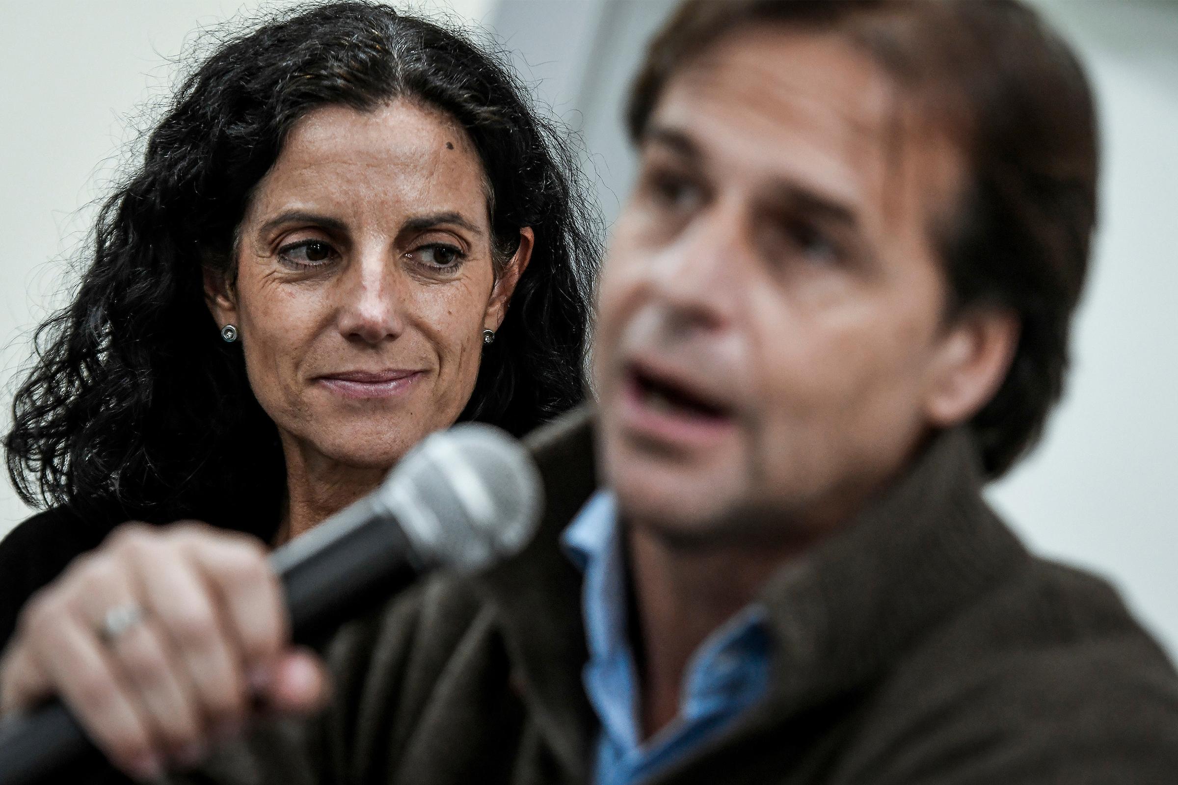 El gobierno hizo un fuerte ajuste fiscal y luego comenzó un carnaval electoral que deterioró el déficit, señaló Martín Vallcorba