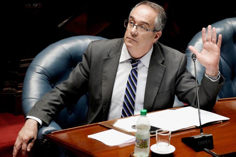 Si FA gobierna desde 2025 habrá que aplicar plan de emergencia como en primer mandato de Vázquez, señaló senador Mahía