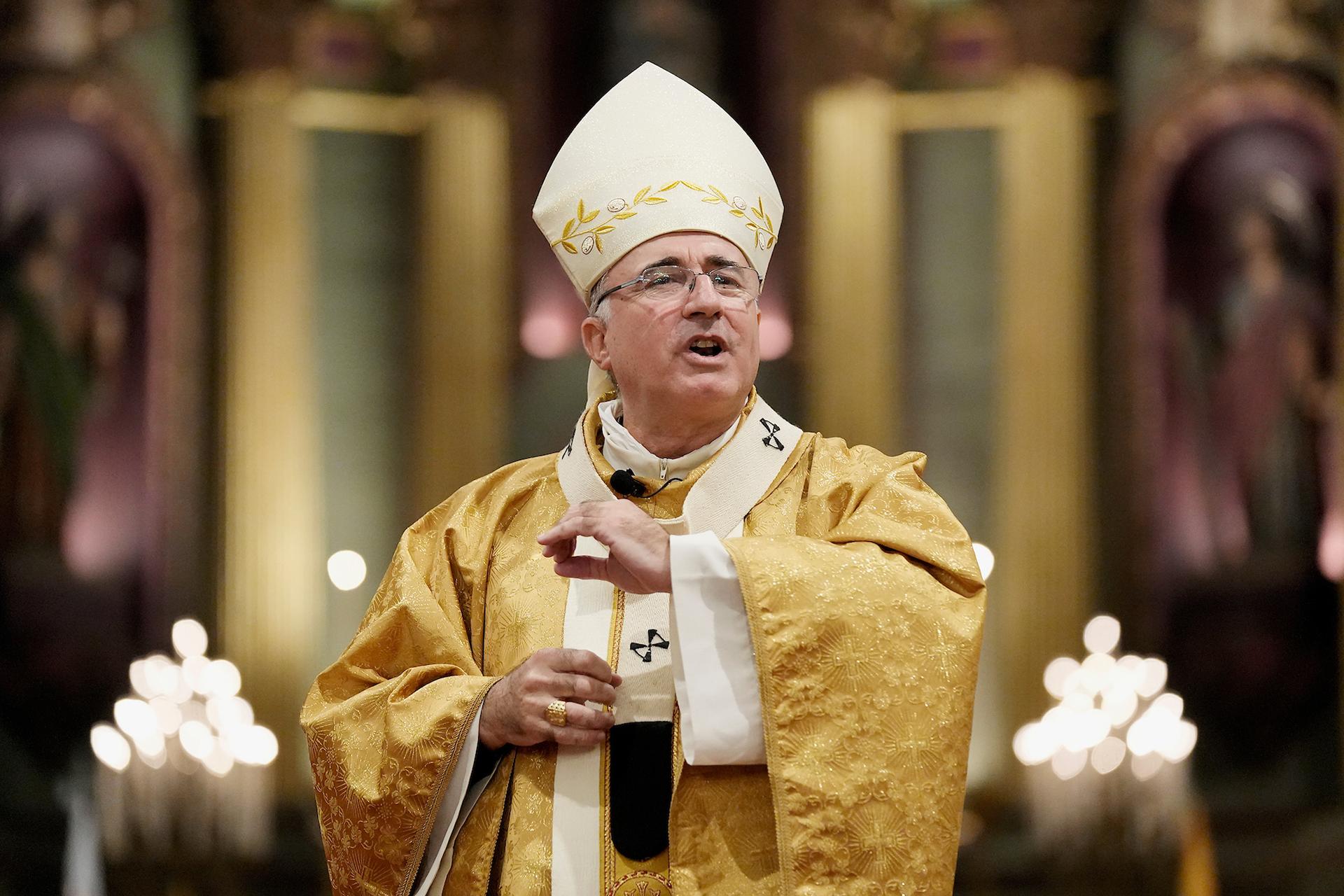 Sturla rezó para que Dios "conceda la lluvia necesaria"
