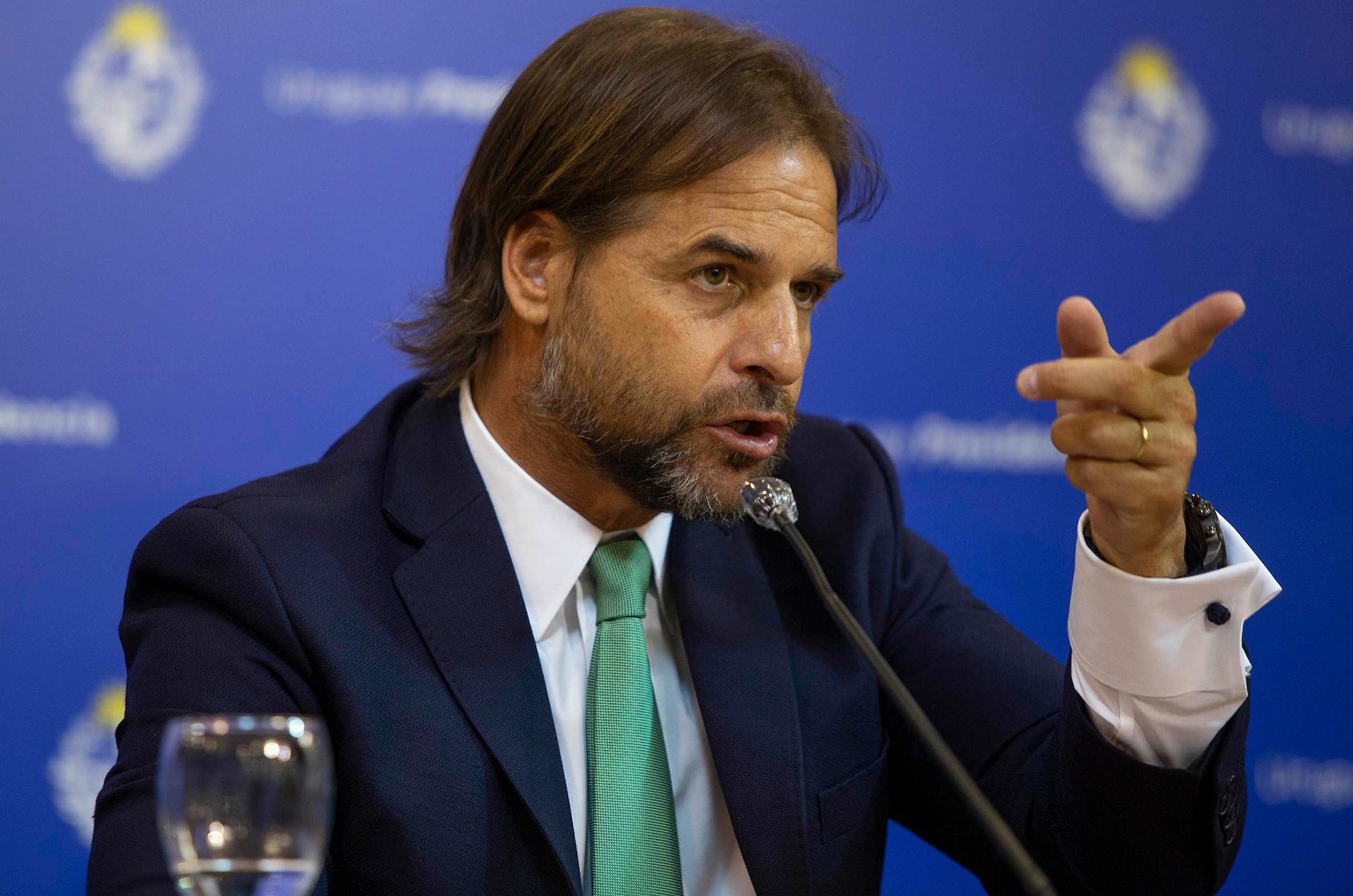 "Hay que hacerse cargo", aludió Lacalle Pou a la oposición sobre plebiscito de la seguridad social