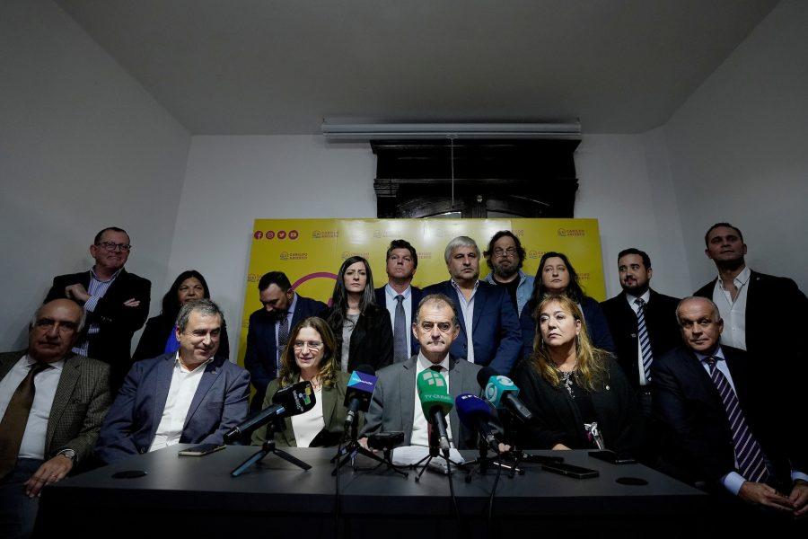 Cal le cuestionó el liderazgo a Manini Ríos y éste le respondió: “qué lástima que no te mató Aguiar”