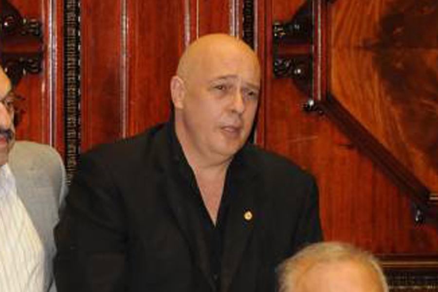 Fallece a los 63 años el exdiputado frenteamplista Carlos Gamou