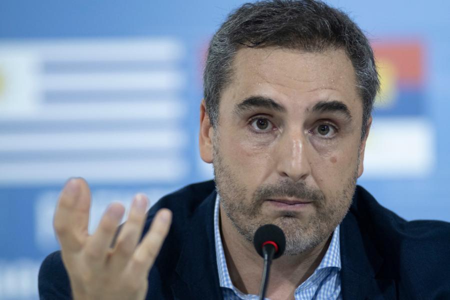 Pablo Ferreri, durante la charla Economía Progresista, en la Huella de Seregni, en Montevideo. Foto: Pablo Vignali, adhocFOTOS