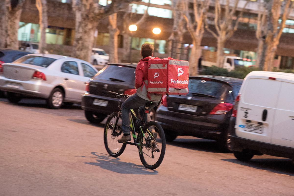 Empleados que fueron despedidos de PedidosYA habían capacitado a los trabajadores que ahora realizan sus tareas