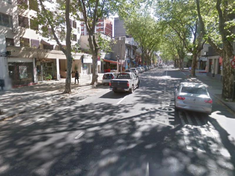 Avenida Rivera entre Joaquín de Salterain y Pablo de María. Google Street.