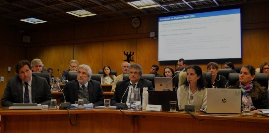 MEF presentó Rendición de Cuentas y explicó período por "pandemia", "invasión de Rusia", "sequía" y diferencia cambiaria con Argentina