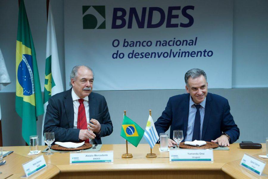 Yamandú Orsi se reunió con el presidente del Banco Nacional de Desarrollo de Brasil