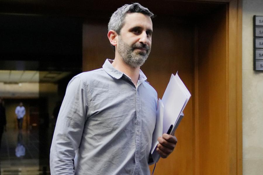 Daniel Caggiani en sala Paulina Luisi del anexo del Palacio Legislativo en Montevideo. Foto: Javier Calvelo / adhocFOTOS