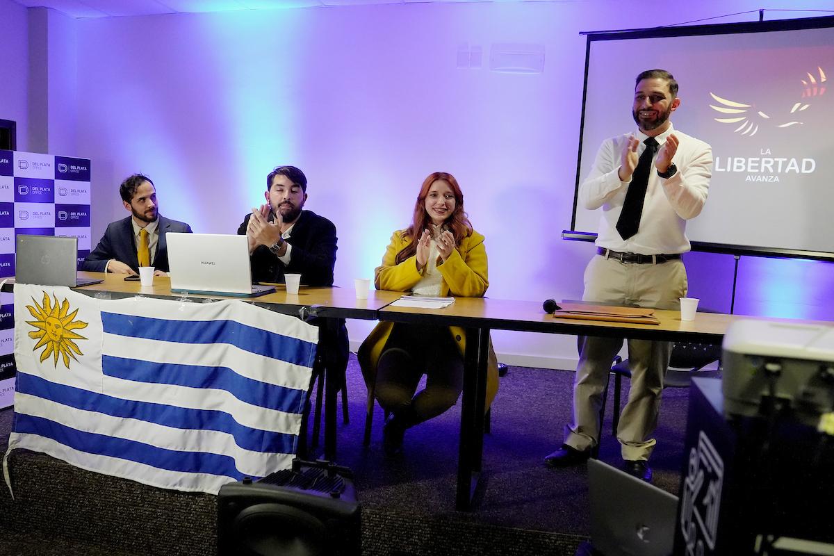 La libertad no avanza en Uruguay: copia del partido de Milei no logró las firmas para ser oficializada