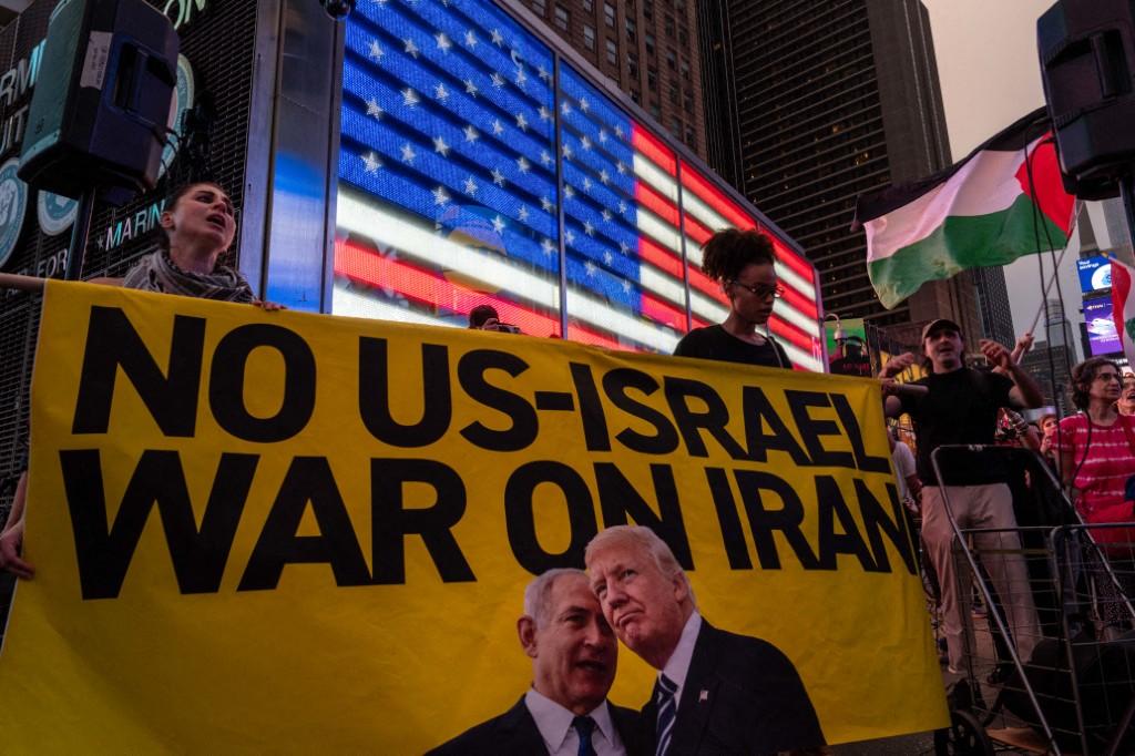 EEUU se suma a la ofensiva israelí y ataca tres instalaciones nucleares en Irán