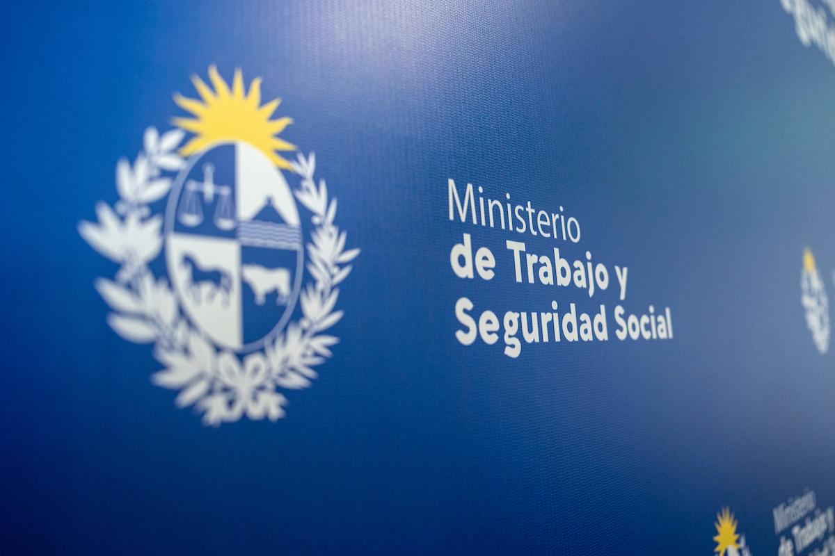 Ministerio de Trabajo y Seguridad Social en Montevideo. Foto: Mauricio Zina / adhocFOTOS