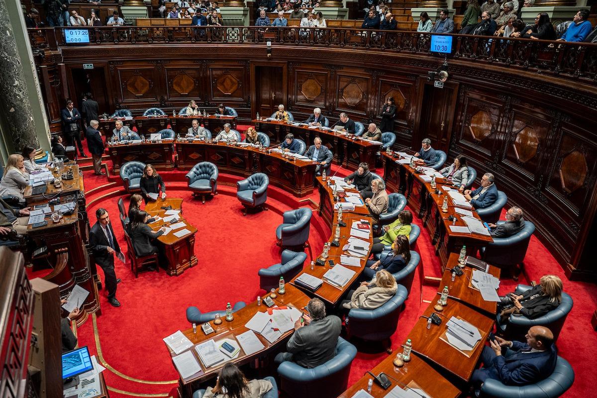 Senado acordó proyecto sobre Caja de Profesionales que incluye aportes de activos y pasivos