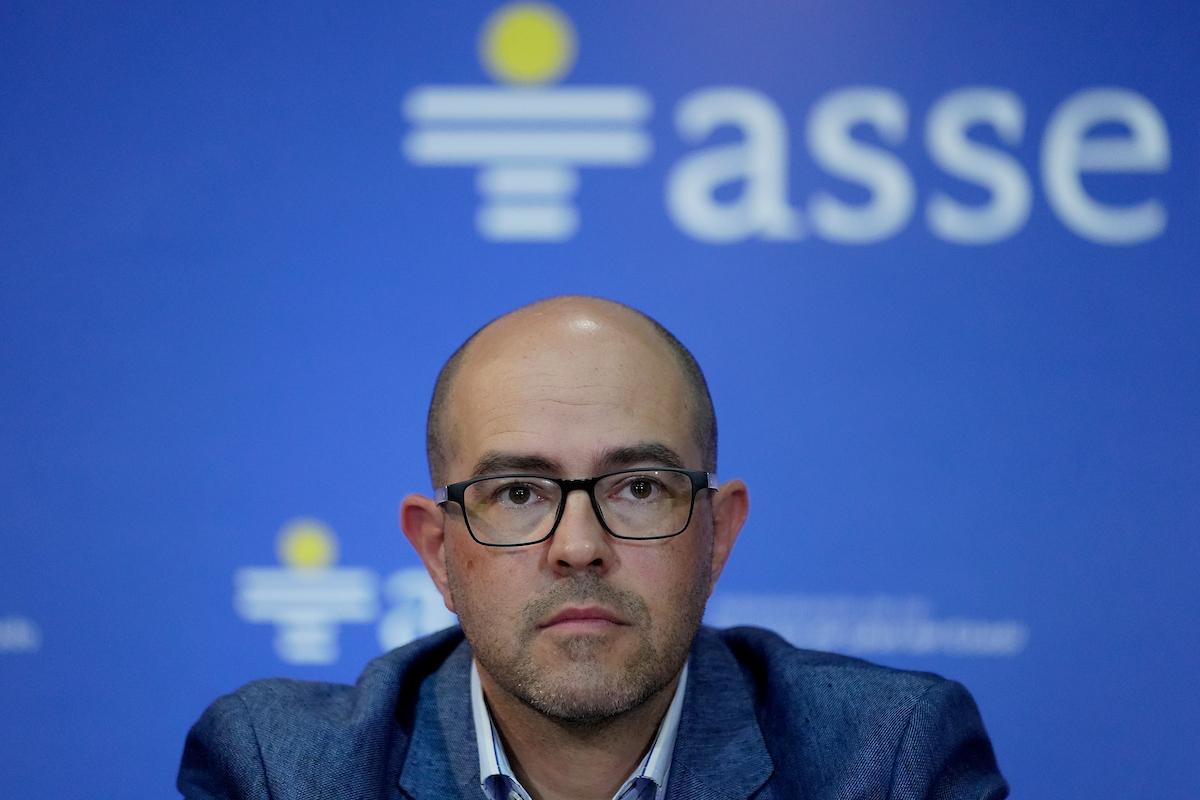 Lustemberg respaldó a Álvaro Danza tras informe del PN sobre incompatibilidad en ASSE