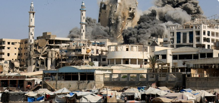 Israel lanzó ofensiva terrestre en Ciudad de Gaza, mientras comisión nombrada por ONU lo acusa de genocidio