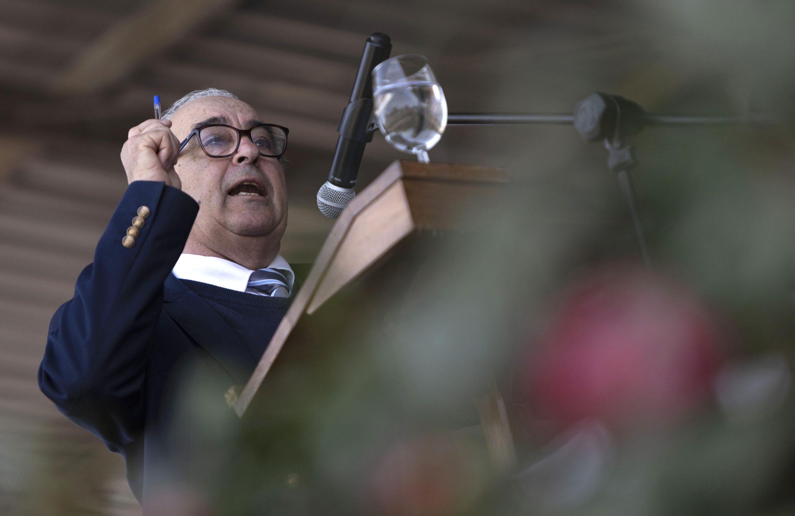 Fratti defendió la compra de María Dolores y anunció 17 medidas para el agro