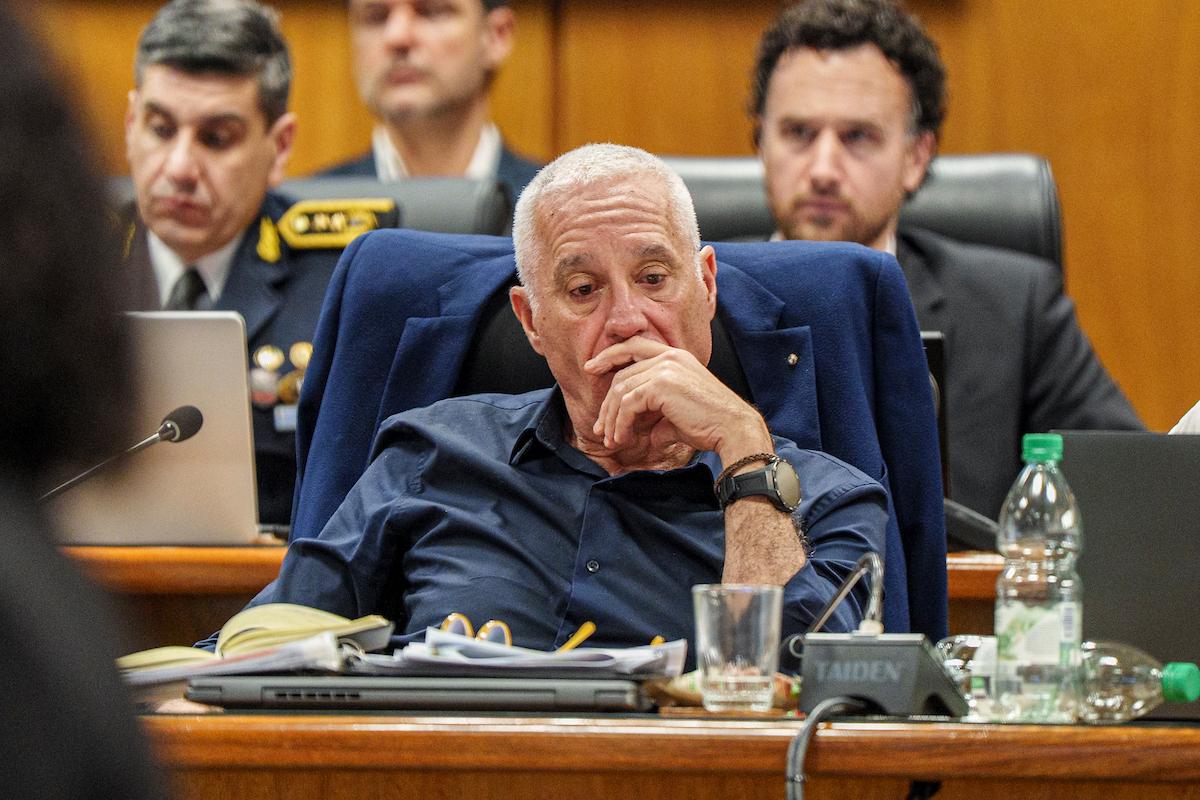 Carlos Negro durante la Comisión de Presupuesto integrada con Hacienda. Foto: Mauricio Zina / adhocFOTOS
